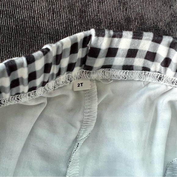 NWT Jane + Jo Penguin Pajama Set Size 2T - Picture 8 of 11